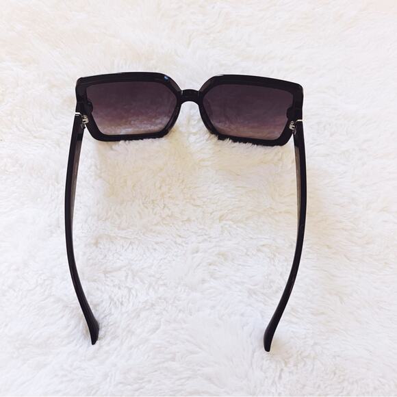 Aurora Black Oversized Square Sunglasses - Picture 9 of 10